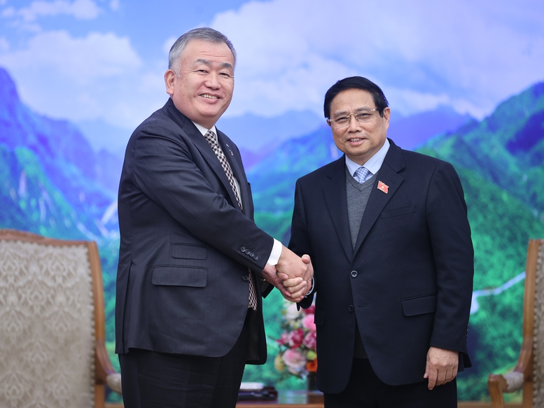 目前根據權